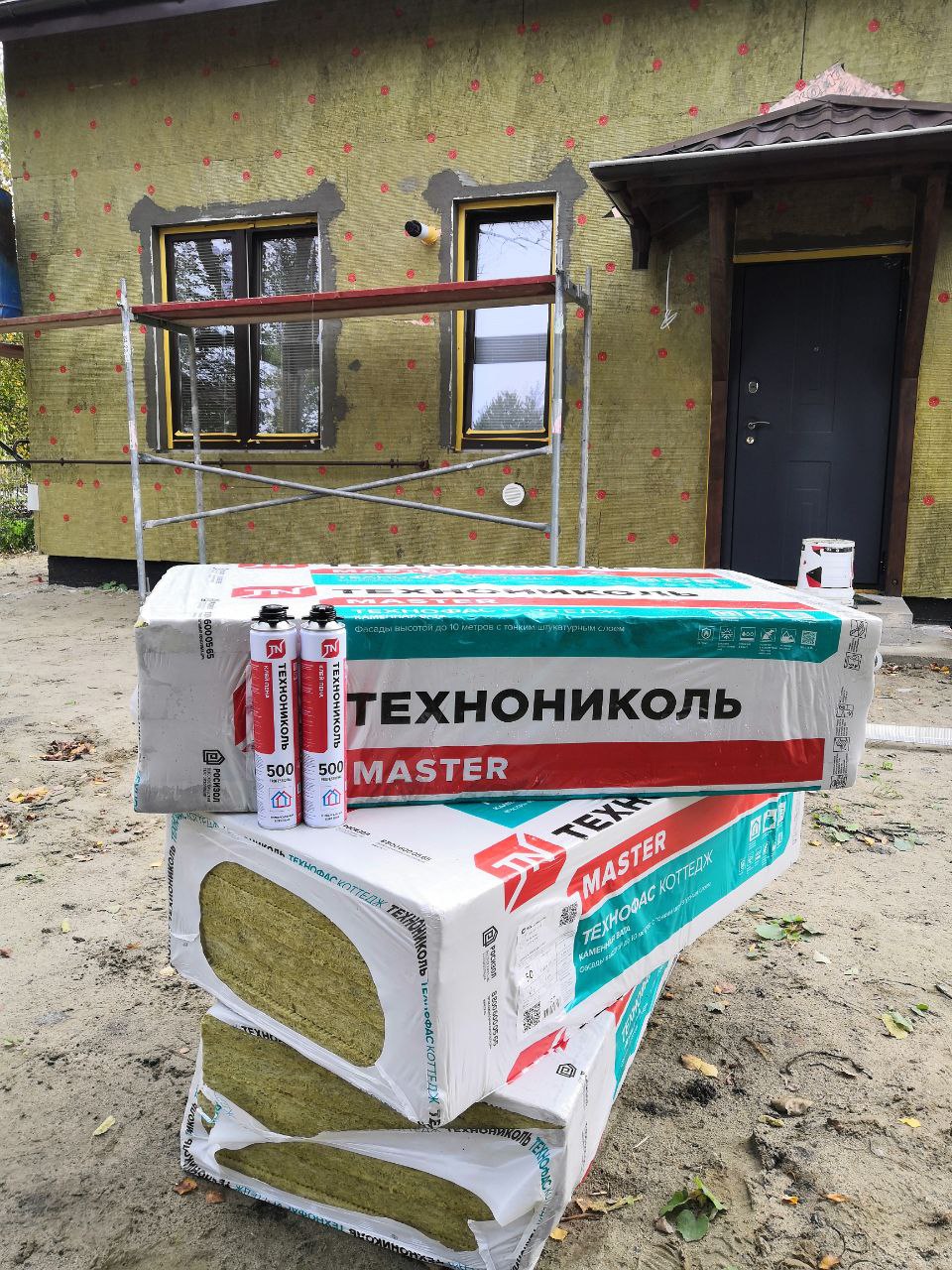 Клей-пена ТЕХНОНИКОЛЬ 500 PROFESSIONAL превзошла требования действующего ГОСТ Р