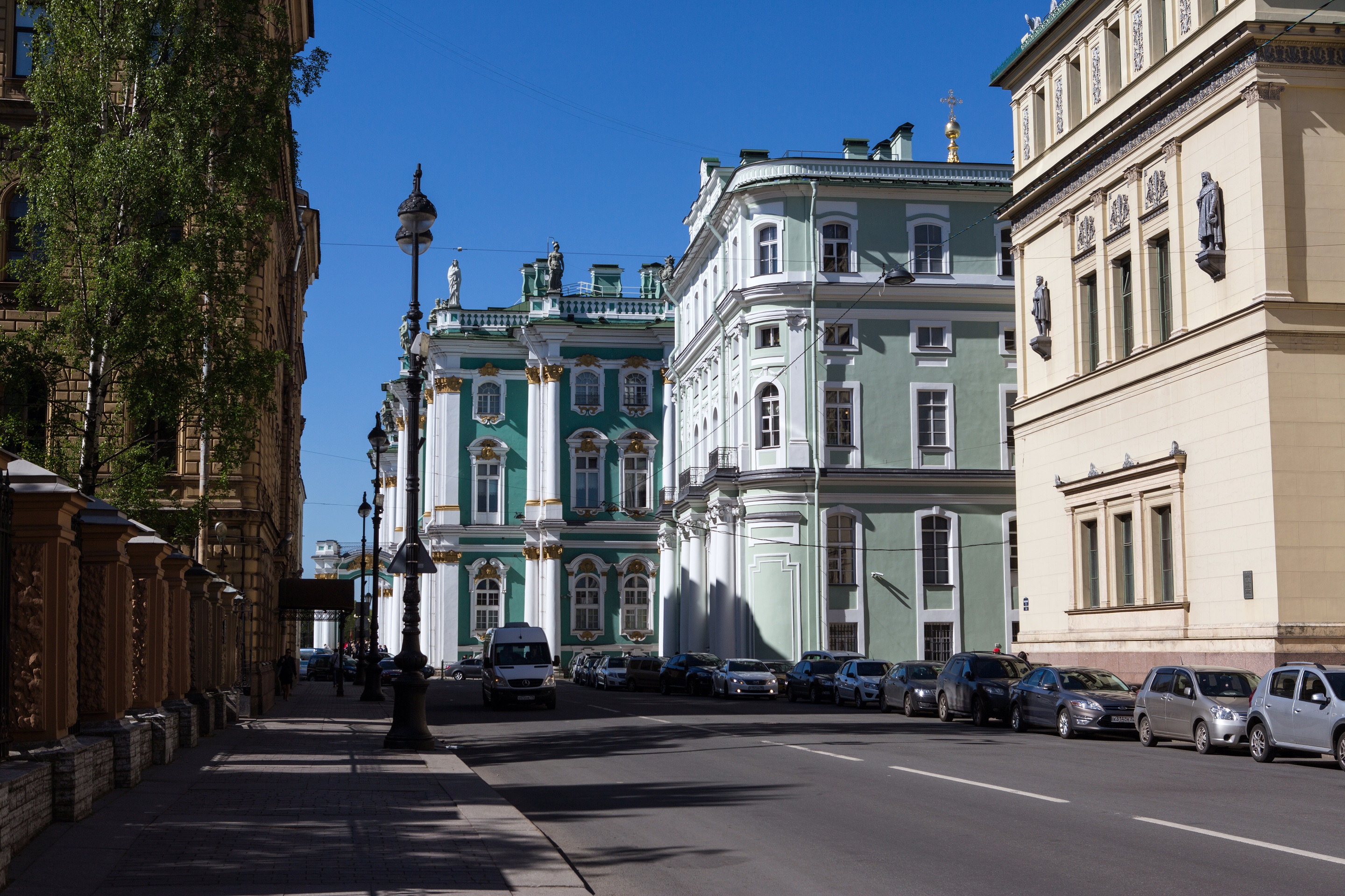 Северная столица может стать флагманом повышения энергоэффективности многоквартирных домов в России