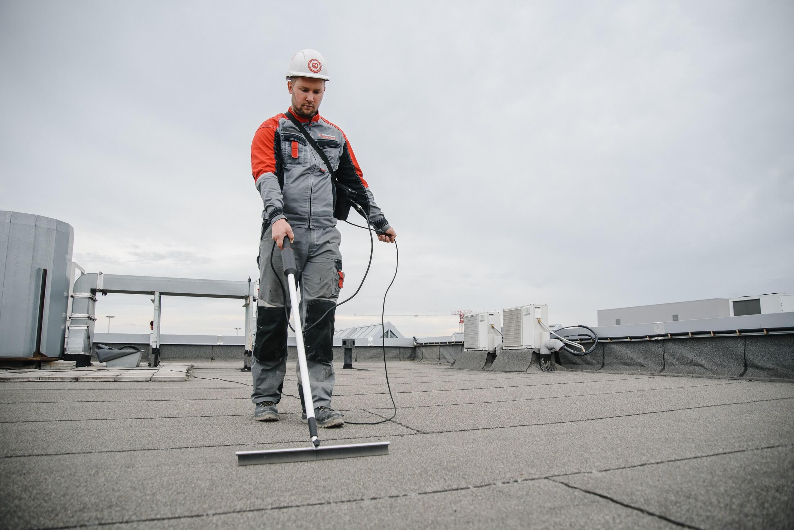 Поиск протечек кровли