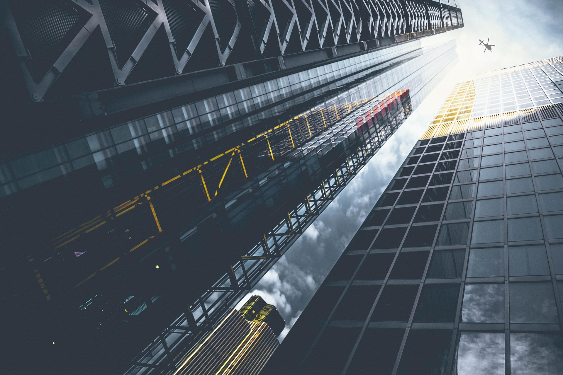 Утверждены требования по эксплуатации высотных комплексов и зданий